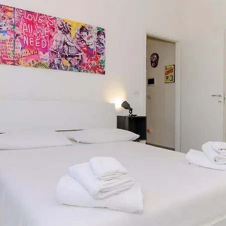 Casa Vittoria Bilocale Apartment *
